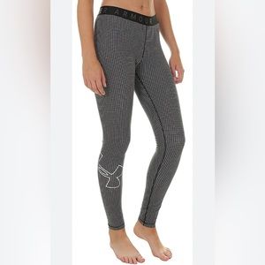 Women’s size small Under Armour leggings